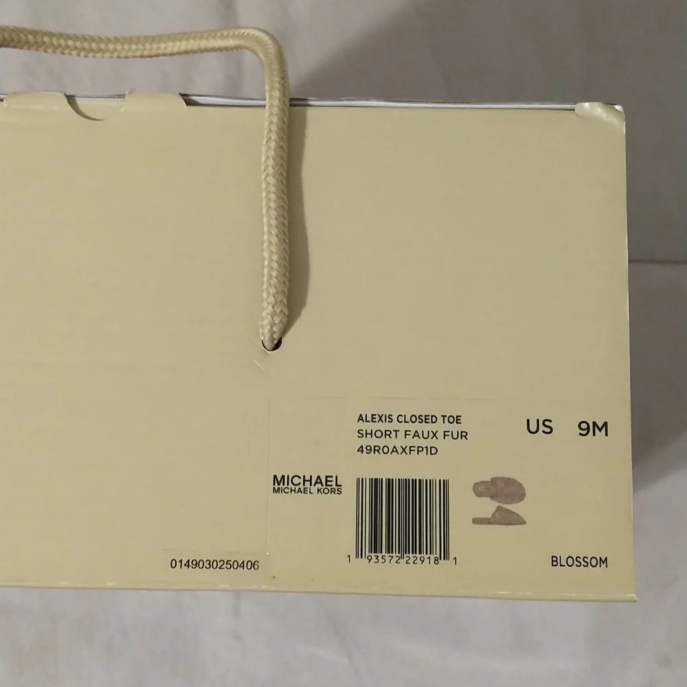 Michael Kors 9M Pink Faux Fur Slippers - Picture 2 of 5